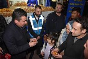 KADİR GECESİ HACIBAYRAM CAMİ LOKMA DAĞITIMI