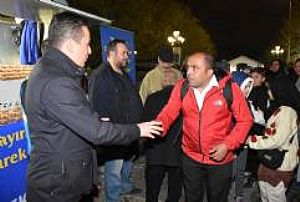 KADİR GECESİ HACIBAYRAM CAMİ LOKMA DAĞITIMI