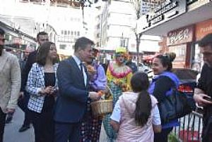 KIZILAY BAYRAMLAŞMA