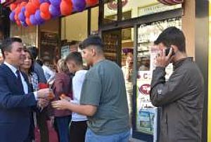 KIZILAY BAYRAMLAŞMA